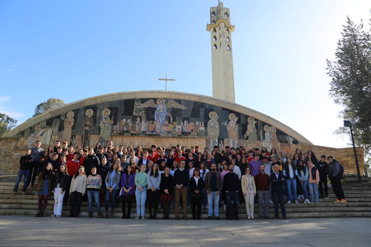 Foto de familia de la sesión matutina de 'Café con ciencia'