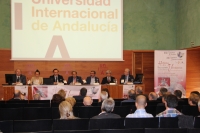 De izqda. a dcha., el presidente de la Academia Sevillana de Ciencias Veterinarias, Antonio Oropesa; la concejala de Cultura, Educacin y Festejos del Ayuntamiento de Baeza, Roco Poza; el rector de la UCO, Jos Carlos Gmez Villamandos; el rector de la UNIA, Eugenio Domnguez Vilches; el presidente del Consejo General de Colegios Veterinarios, Juan Jos Badiola; el diputado provincial de Infraestructuras y Servicios Municipales de la Diputacin provincial de Jan, Jos Castro, y el presidente de la Academia de Ciencias Veterinarias de Andaluca Oriental, Antonio Marn.